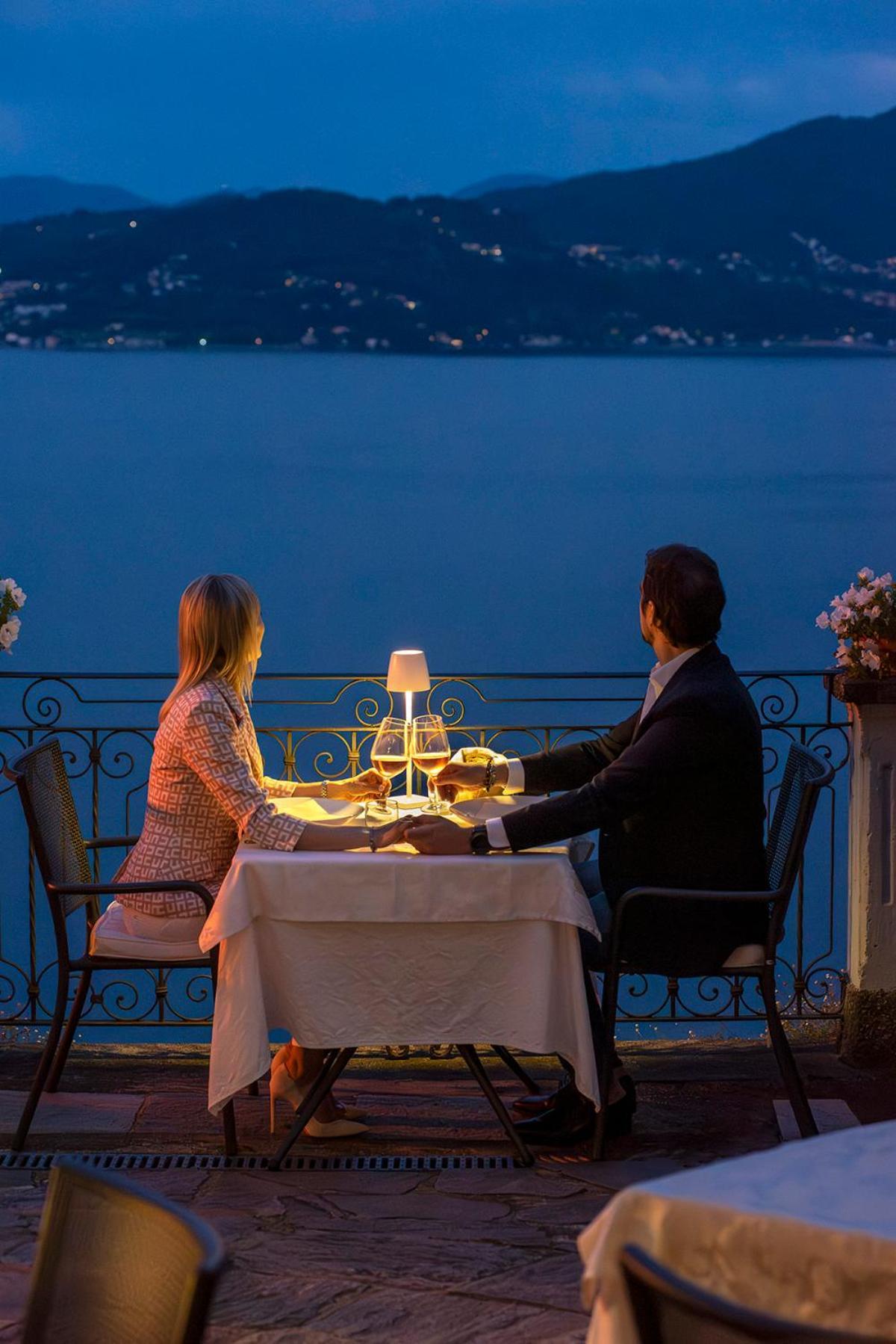 Hotel La Rondinella Каннеро-Ривьера Экстерьер фото